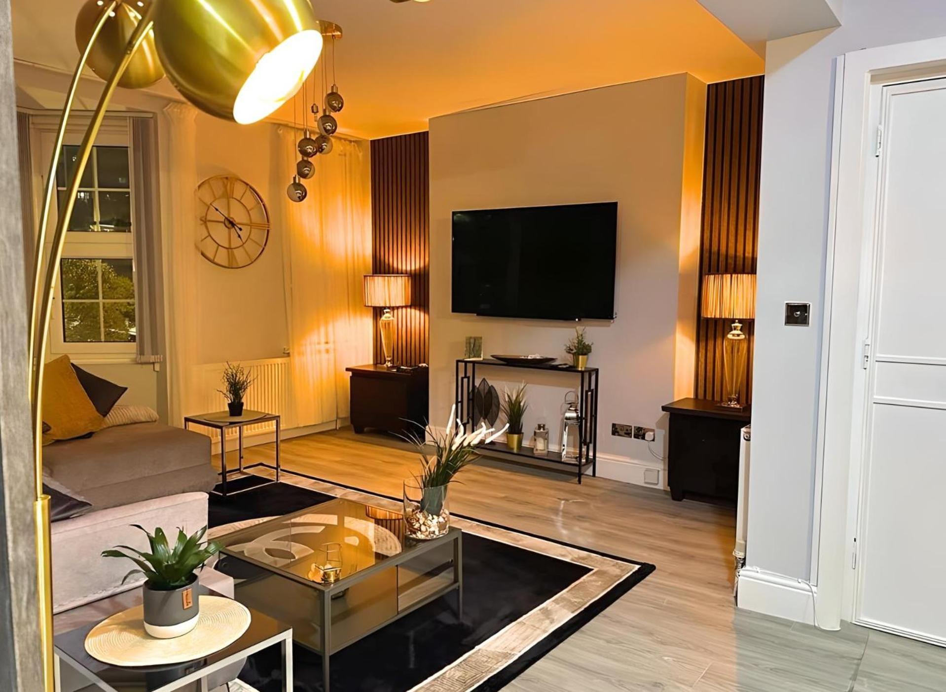 *Luxury 9Ine Lush Jacuzzi Apartment & Balcony* Birmingham Ngoại thất bức ảnh