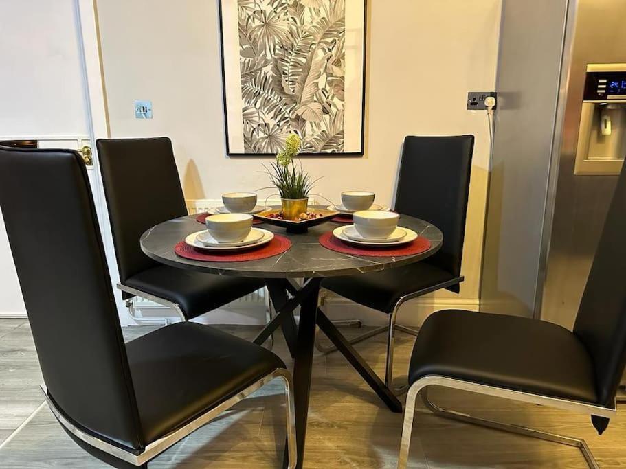 *Luxury 9Ine Lush Jacuzzi Apartment & Balcony* Birmingham Ngoại thất bức ảnh